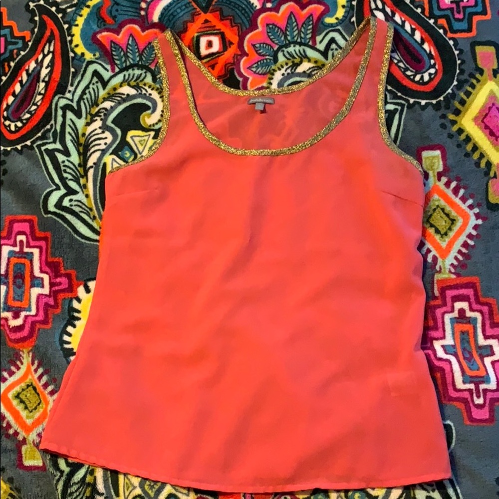 Pink tank top